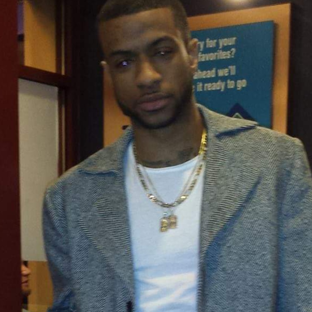 Meet your Posher, Jonathan